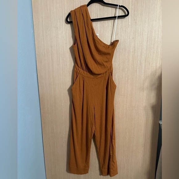 Free People Avery, One Shoulder, Wide Leg Jumpsuit, Size 4 (v) - Picture 5 of 11